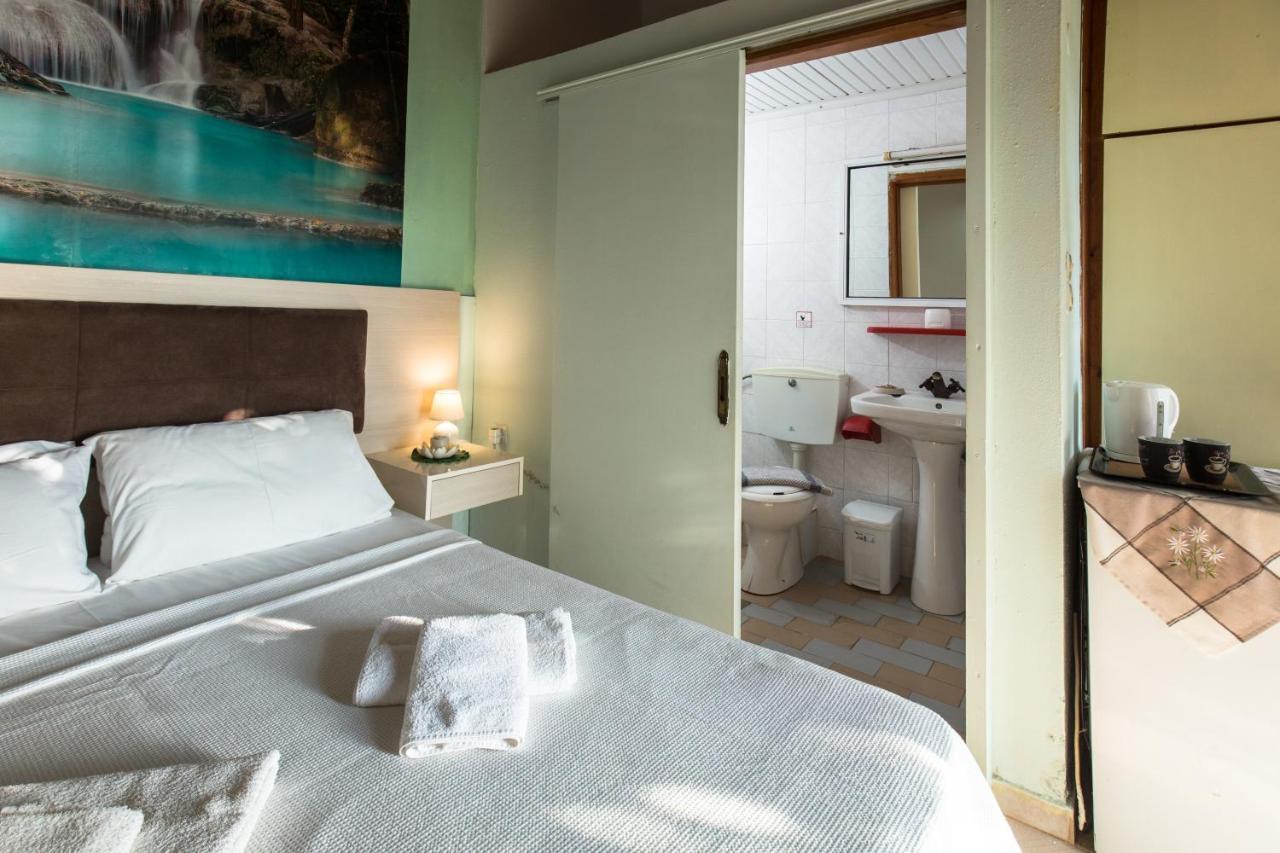 Aqua Marine Aparthotel Фаласарна Екстериор снимка