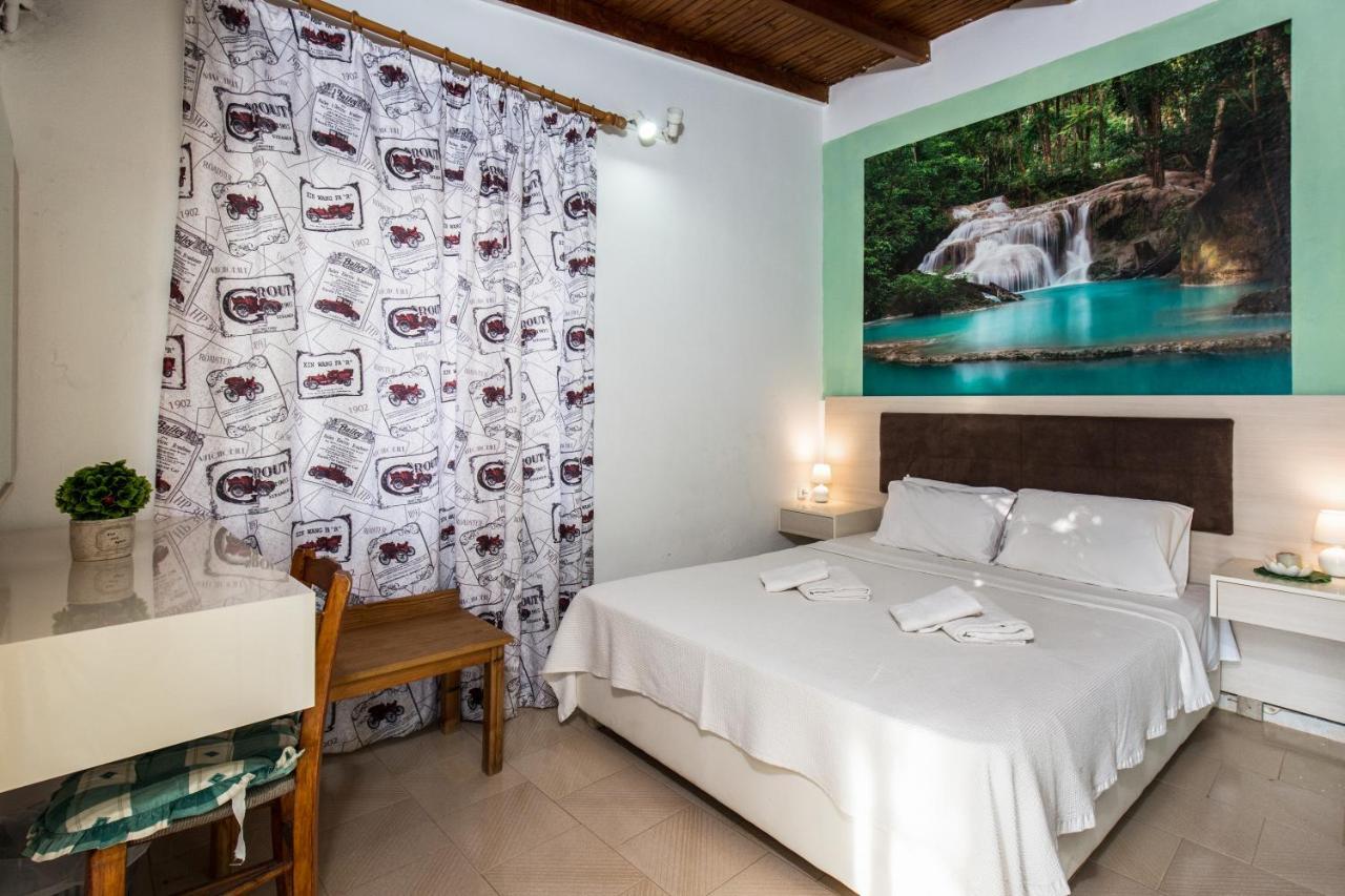 Aqua Marine Aparthotel Фаласарна Екстериор снимка