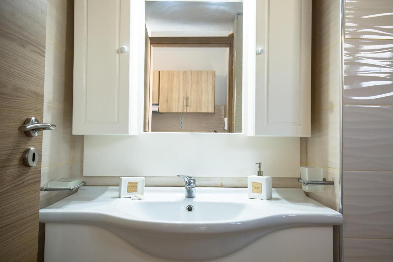 Aqua Marine Aparthotel Фаласарна Екстериор снимка