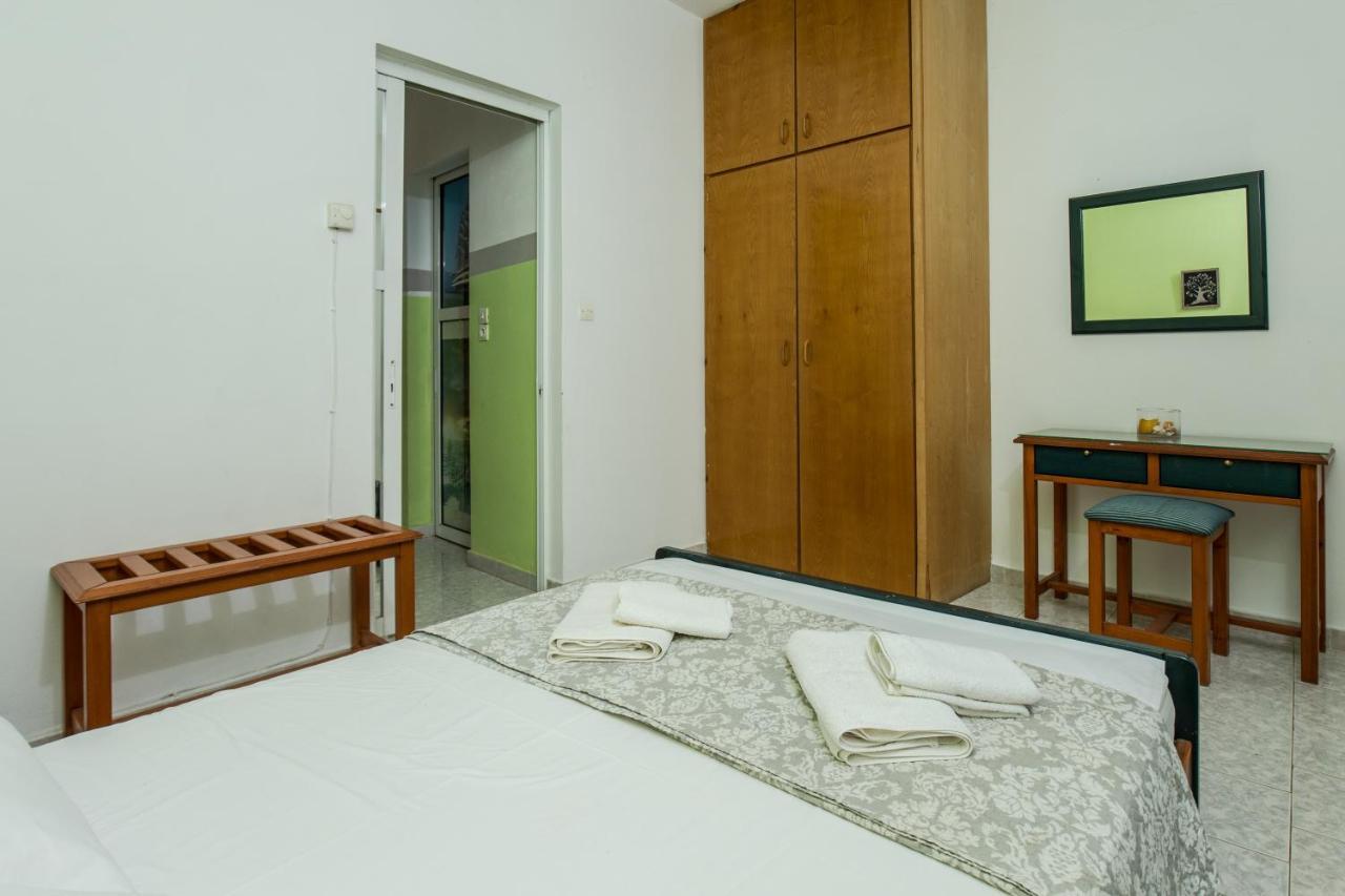 Aqua Marine Aparthotel Фаласарна Екстериор снимка