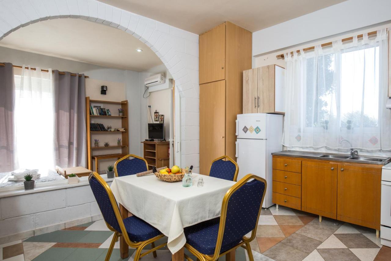 Aqua Marine Aparthotel Фаласарна Екстериор снимка